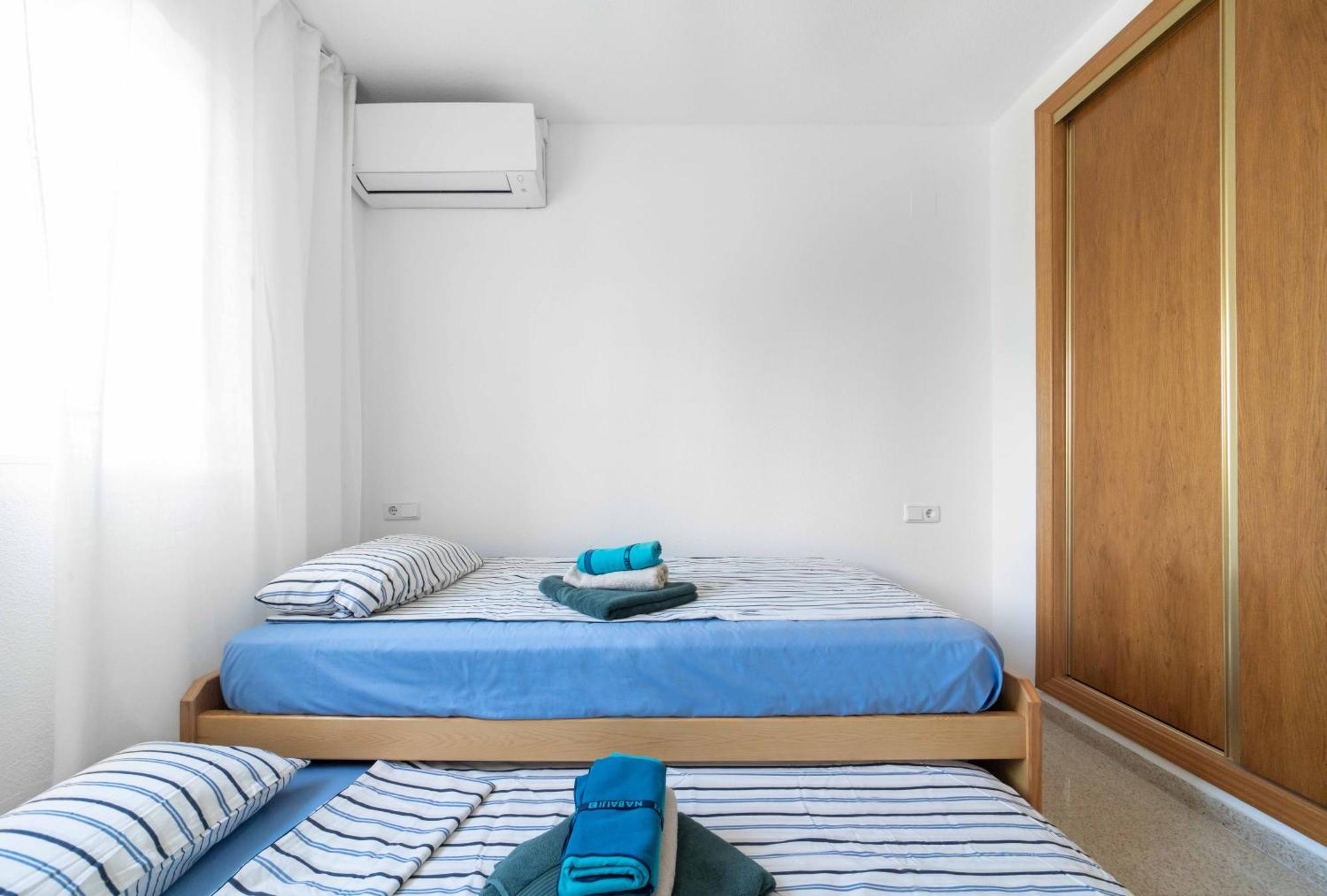 B L U E: Muchavista Sea View Apartment エル・カンページョ エクステリア 写真