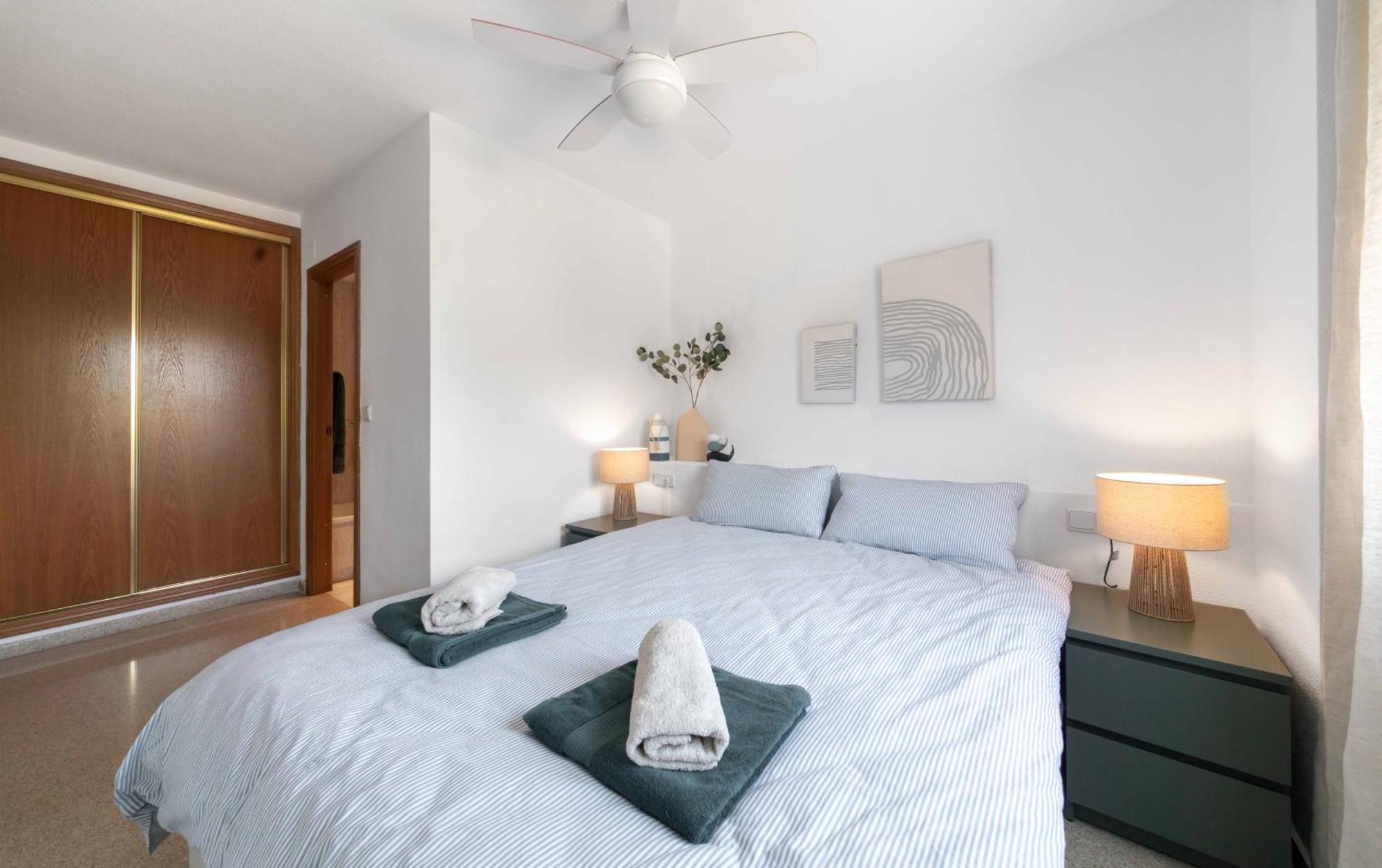 B L U E: Muchavista Sea View Apartment エル・カンページョ エクステリア 写真
